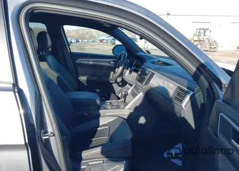 2021 Volkswagen Atlas Cross Sport 2.0T Se из США, поврежденный, VIN 1V2LC2CAXMC224450